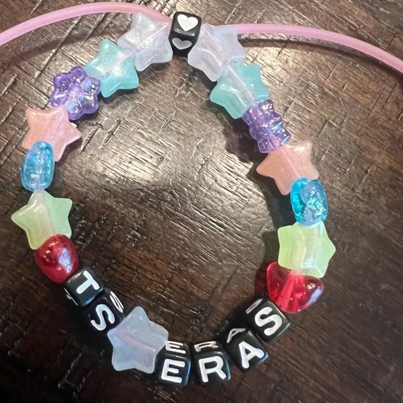 (10 pack, adjustable) Taylor Swift Eras Tour Friendship Bracelets - Picture 9 of 16